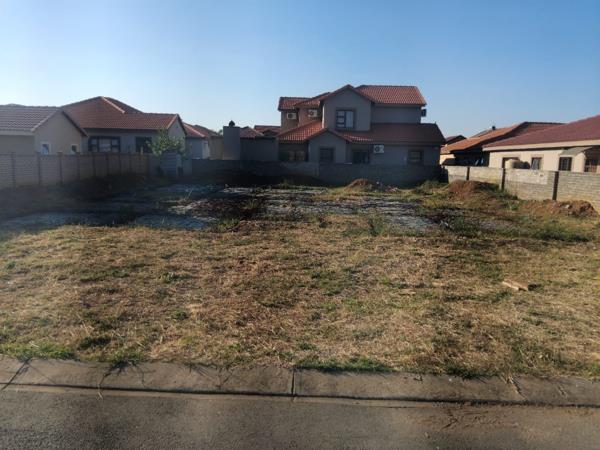 418 m² Land