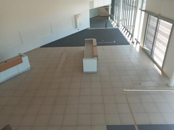 4 500  m² Commercial space