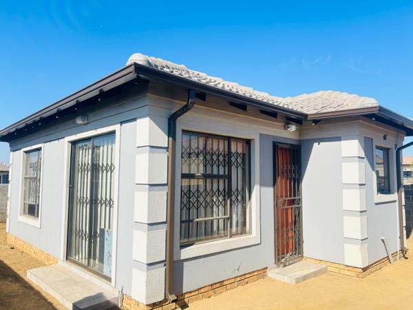2 Bedroom House
