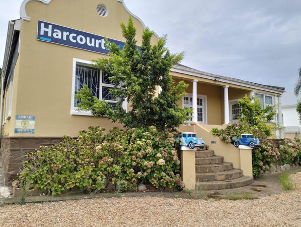 245  m² Commercial space