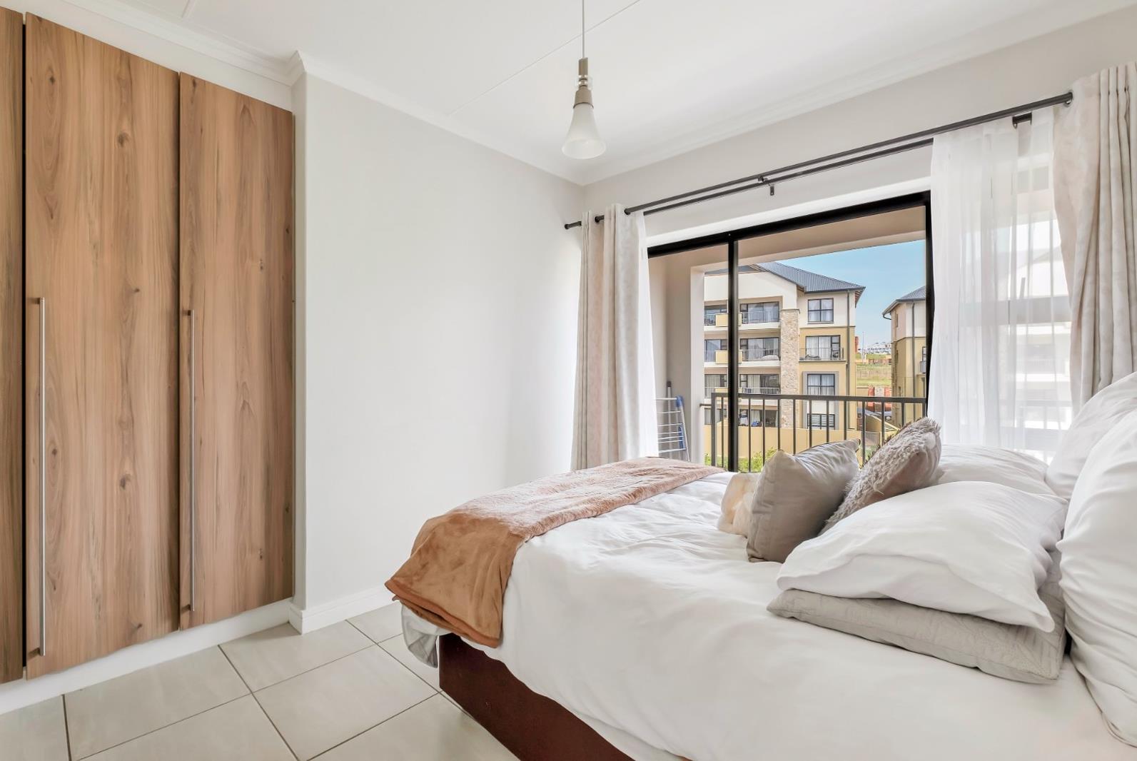 1 Bedroom Apartment in Waterfall