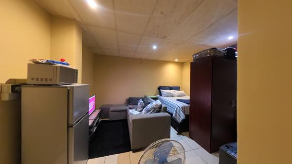 0.5 Bedroom Flat