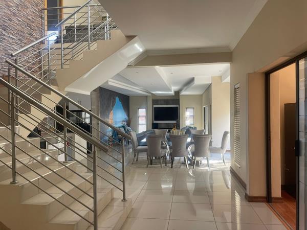 6 Bedroom House