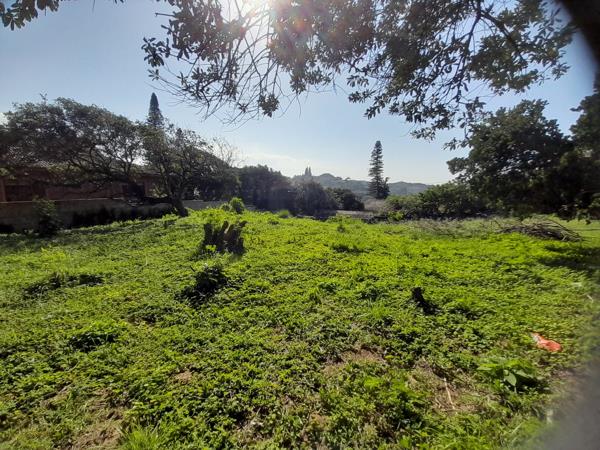 1 370 m² Land