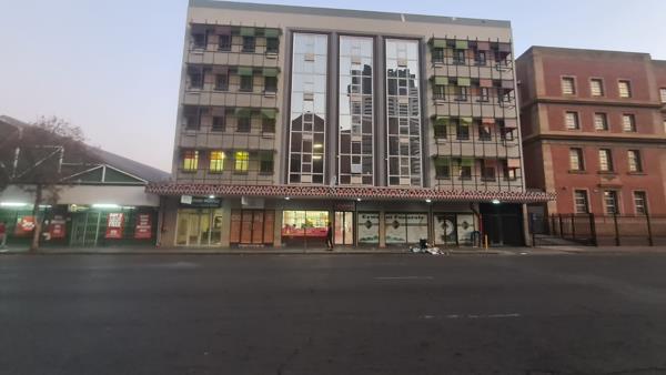 219 m² Commercial space