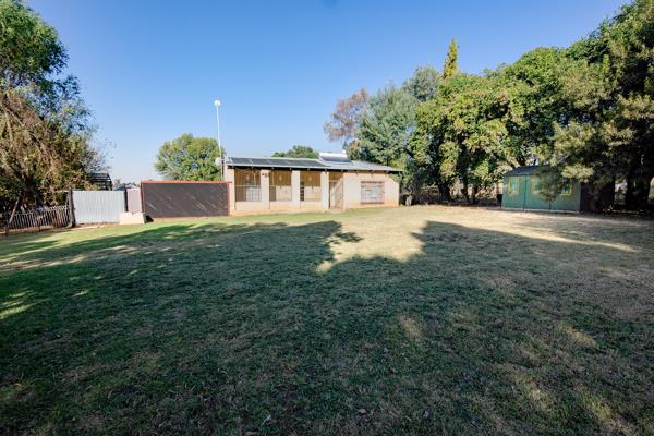 10.6 ha Smallholding