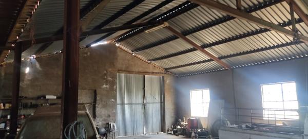 416  m² Industrial space