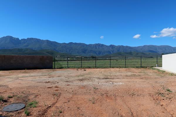 351 m² Land