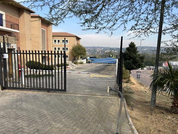 3 356  m² Commercial space