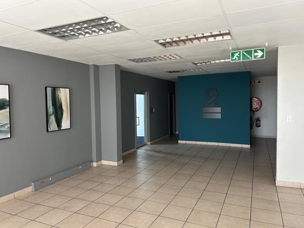 562  m² Commercial space