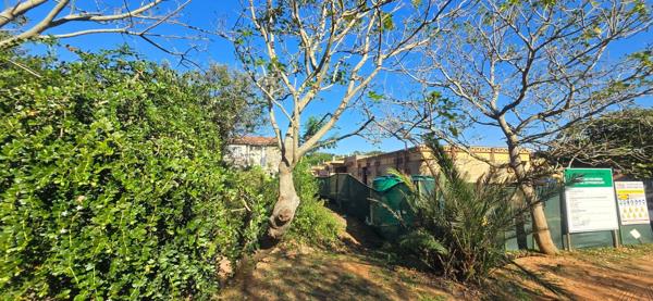 1 160 m² Land