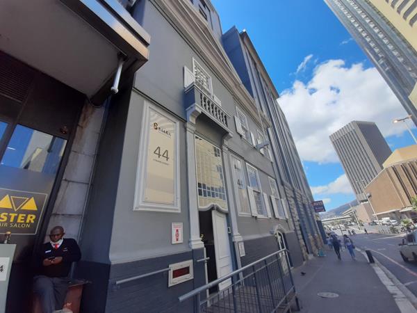 343  m² Commercial space