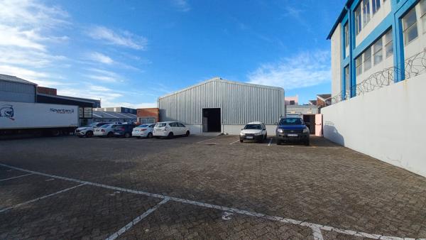 451 m² Commercial space