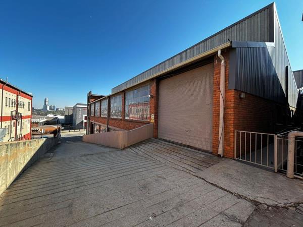 731  m² Industrial space