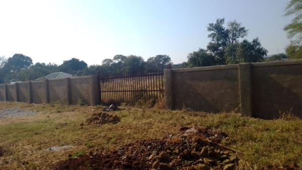 3 160 m² Land