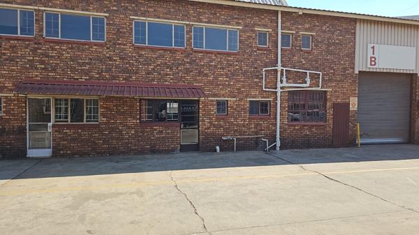 318  m² Industrial space