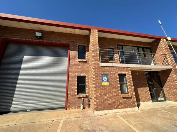 327  m² Industrial space