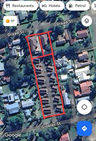 33 Bedroom Townhouse