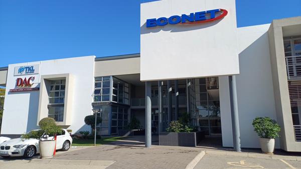 147  m² Commercial space