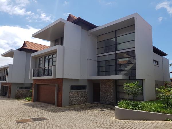 5 Bedroom Townhouse