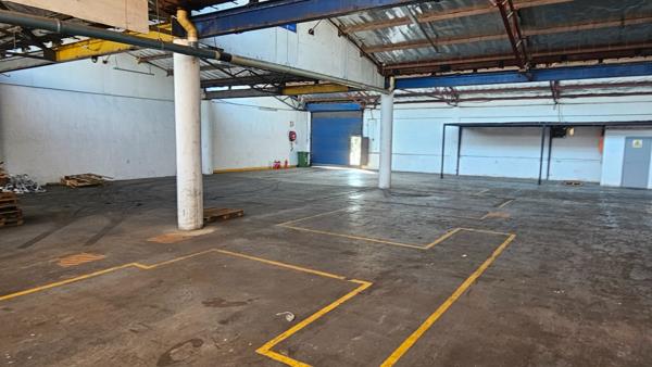 1 076  m² Commercial space