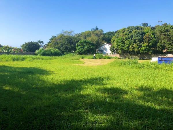2 408 m² Land