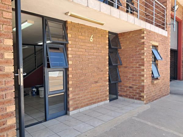 340  m² Industrial space