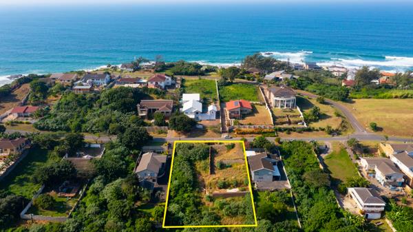 1 012 m² Land