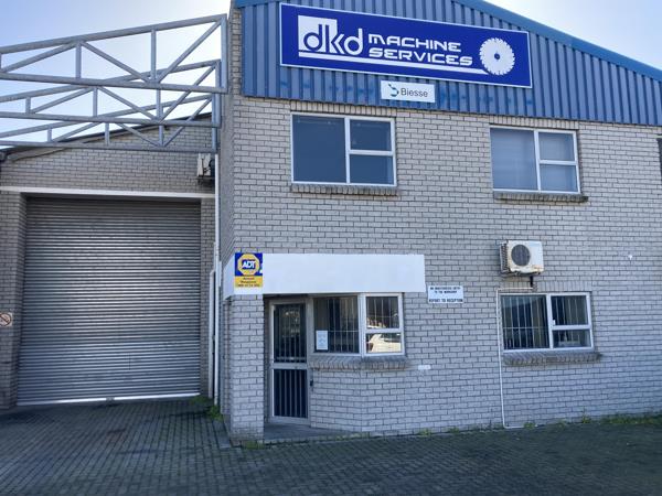557 m² Industrial space