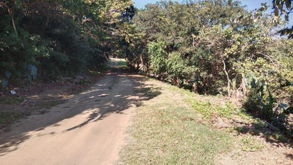 1 204 m² Land