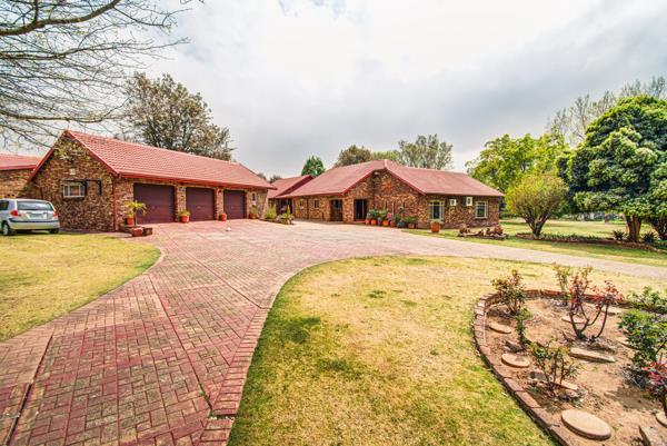 5 Bedroom House