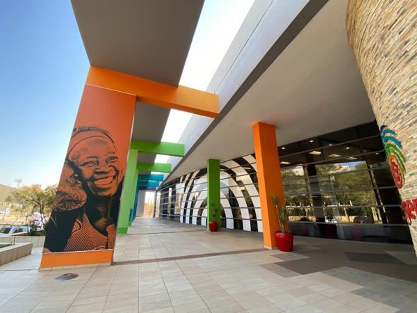 274 m² Office Space