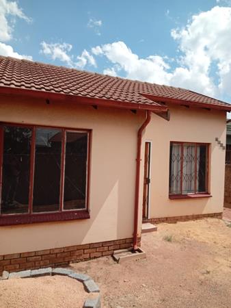 2 Bedroom House