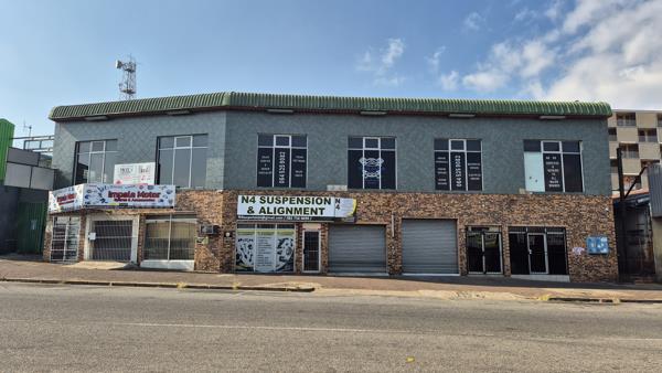 1 190 m² Retail Space