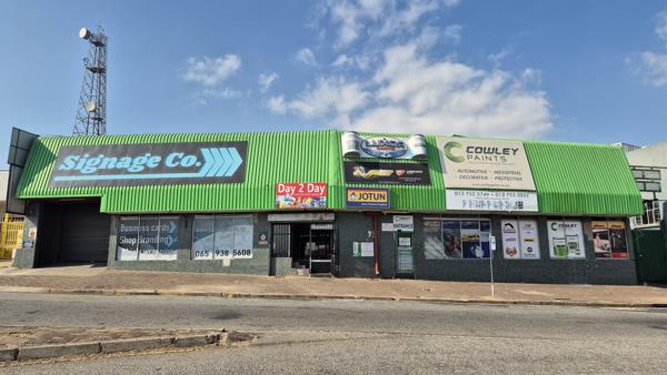 1 256 m² Retail Space