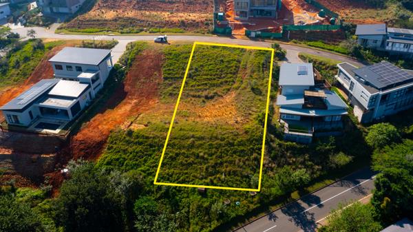 950 m² Land