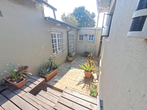 1 Bedroom Garden Cottage