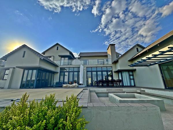6 Bedroom House
