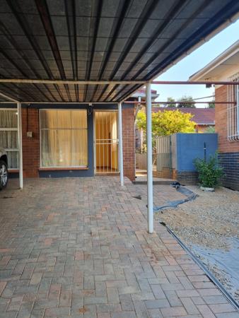 1 Bedroom Garden Cottage