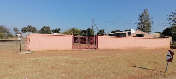 390 m² Land