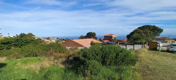 900 m² Land