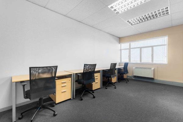 782 m² Office Space
