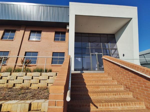 2 230  m² Industrial space