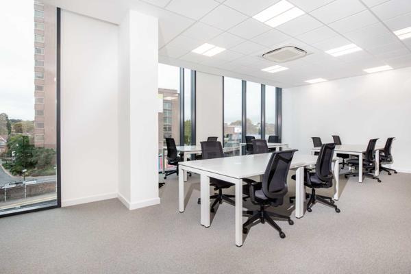 100 m² Office Space