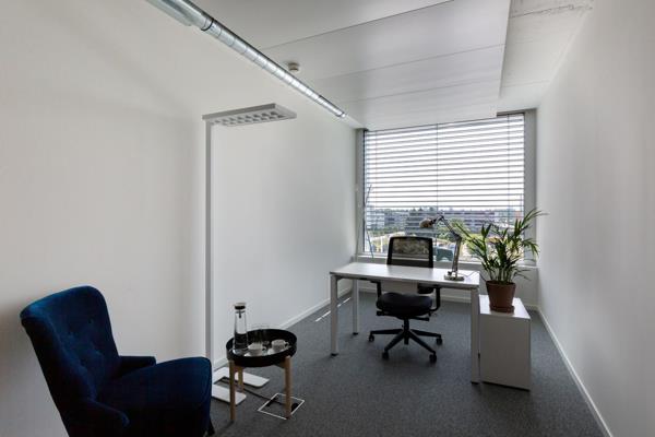10 m² Office Space