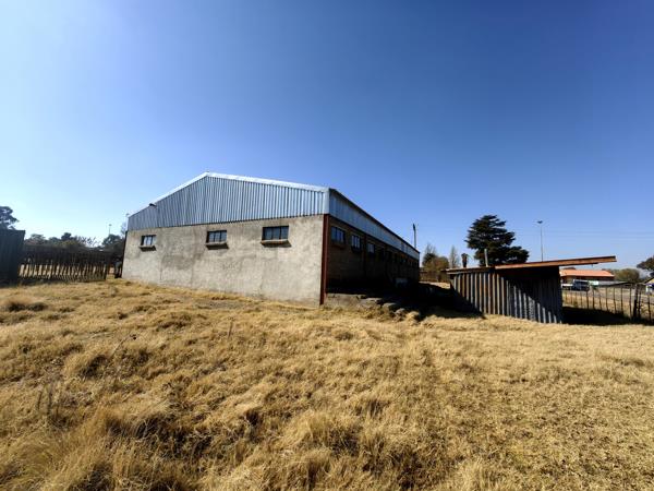 17 100  m² Commercial space