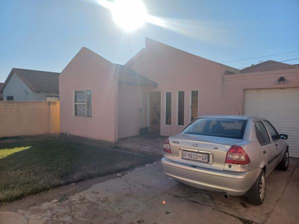 2 Bedroom House