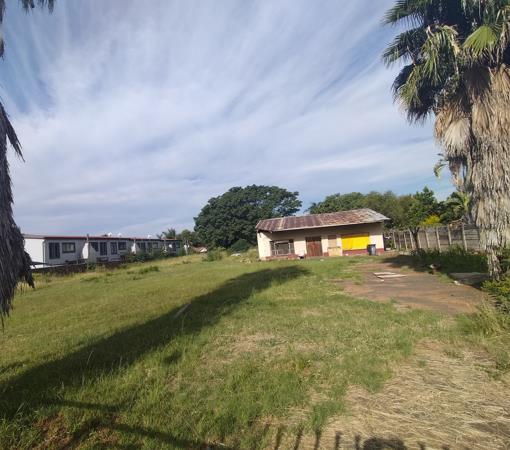 2 552 m² Land