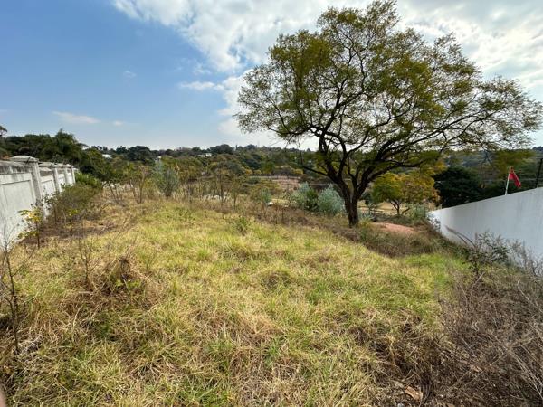 1 487 m² Land