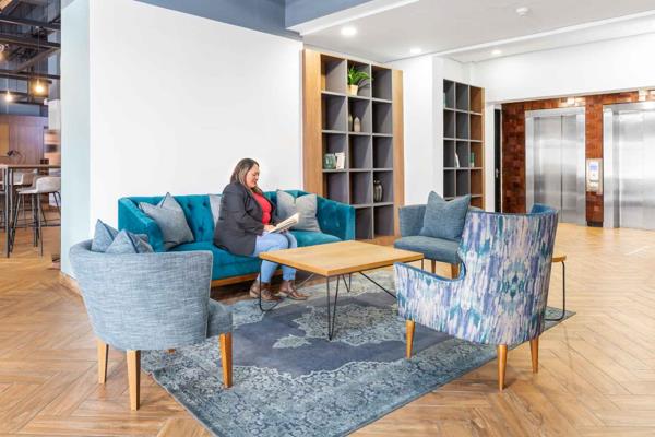 3 074 m² Office Space